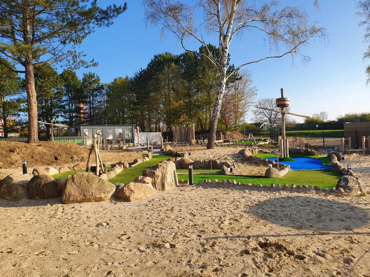 Ostseeparadies Sierksdorf Wohnung Mystic Ferienpark Ngoại thất bức ảnh